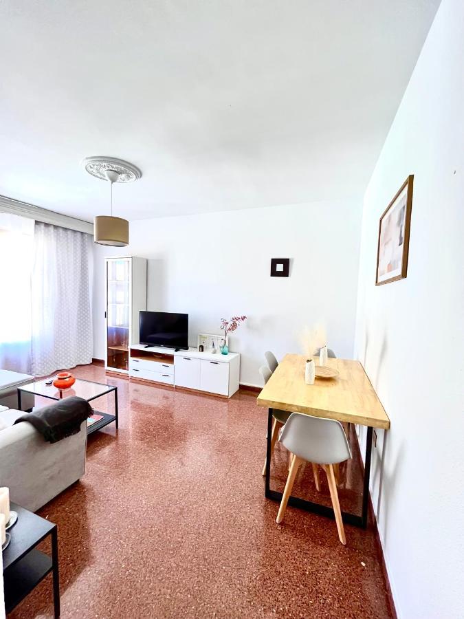 Vera Apartment, Acogedor Y Tranquilo En El Corazon De La Ciudad Antequera Extérieur photo